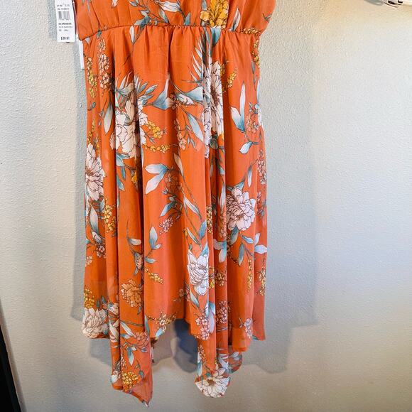 Signature Studio Sharkbite Hem Midi WMN Small Orange/White Floral  Dress Keyhole - Picture 7 of 9